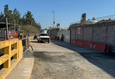 Acceso a Barra Galindo queda habilitado después de reparación de socavón
