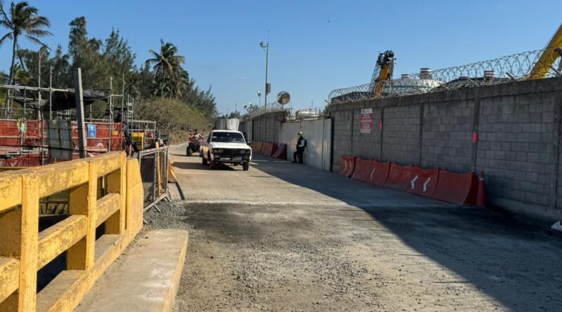 Acceso a Barra Galindo queda habilitado después de reparación de socavón